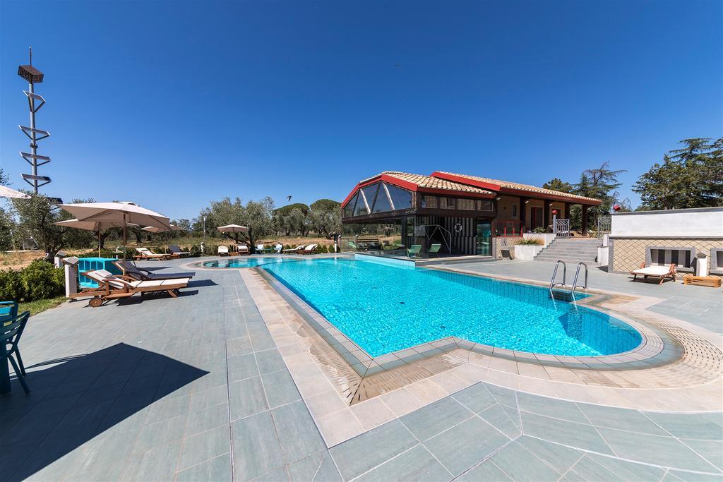 Traldi Resort Vetralla Ngoại thất bức ảnh