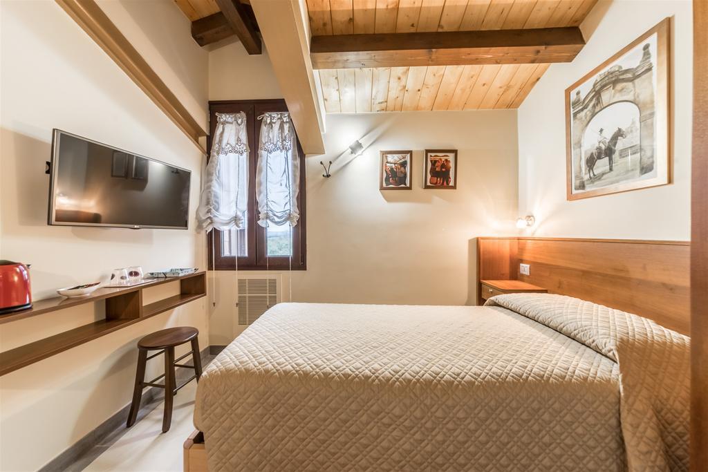 Traldi Resort Vetralla Ngoại thất bức ảnh